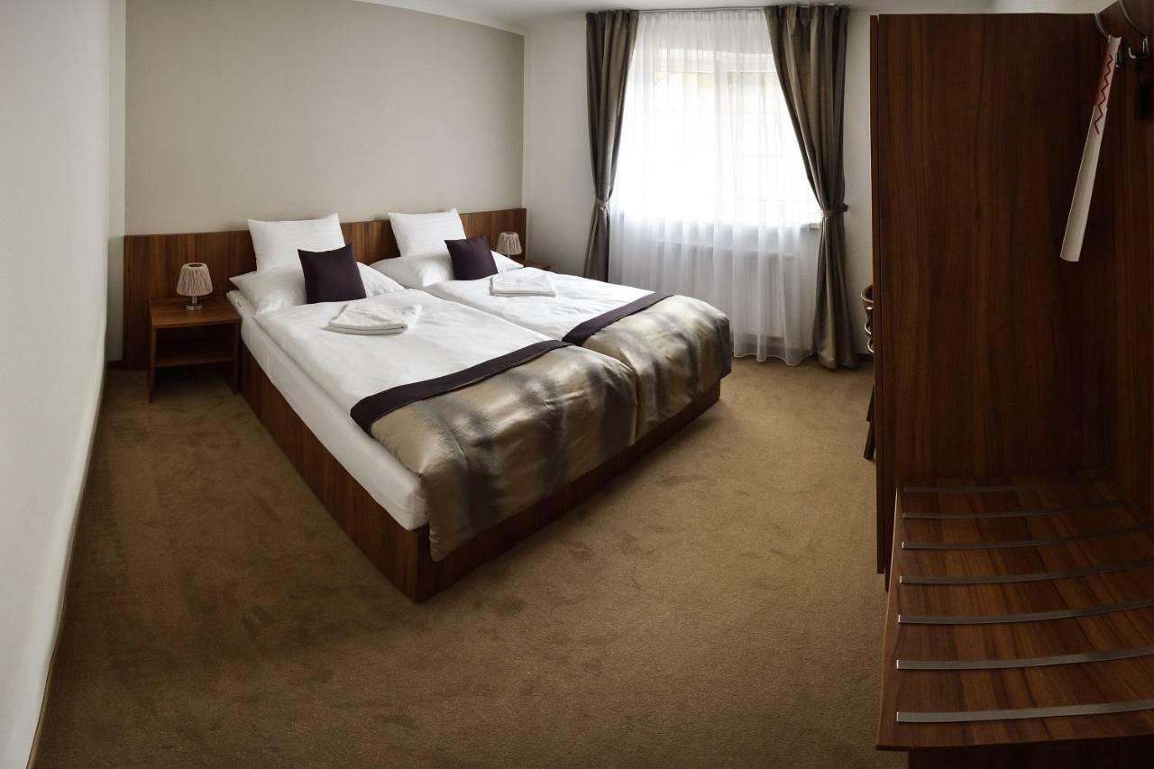 Hotel Rysavy Vemyslice Luaran gambar