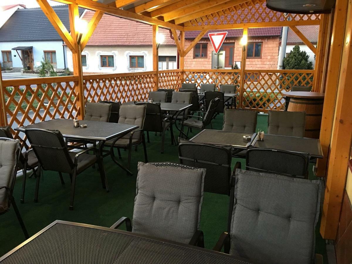 Hotel Rysavy Vemyslice Luaran gambar